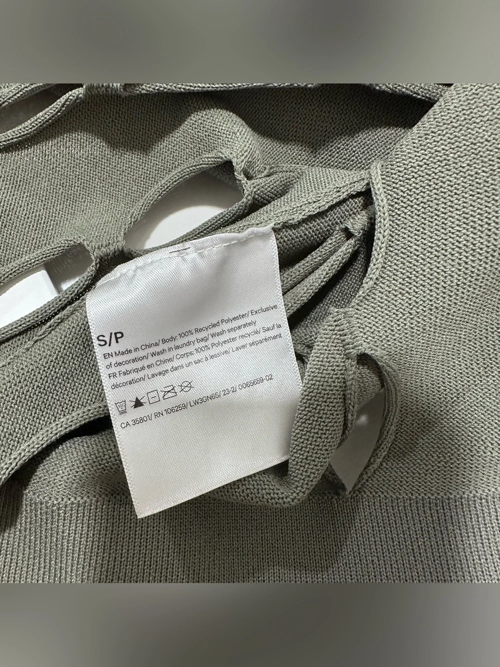 LULULEMON Open Hole Mesh Knit Pullover Size S